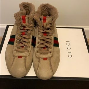 Gucci Shearling Aspen G 07